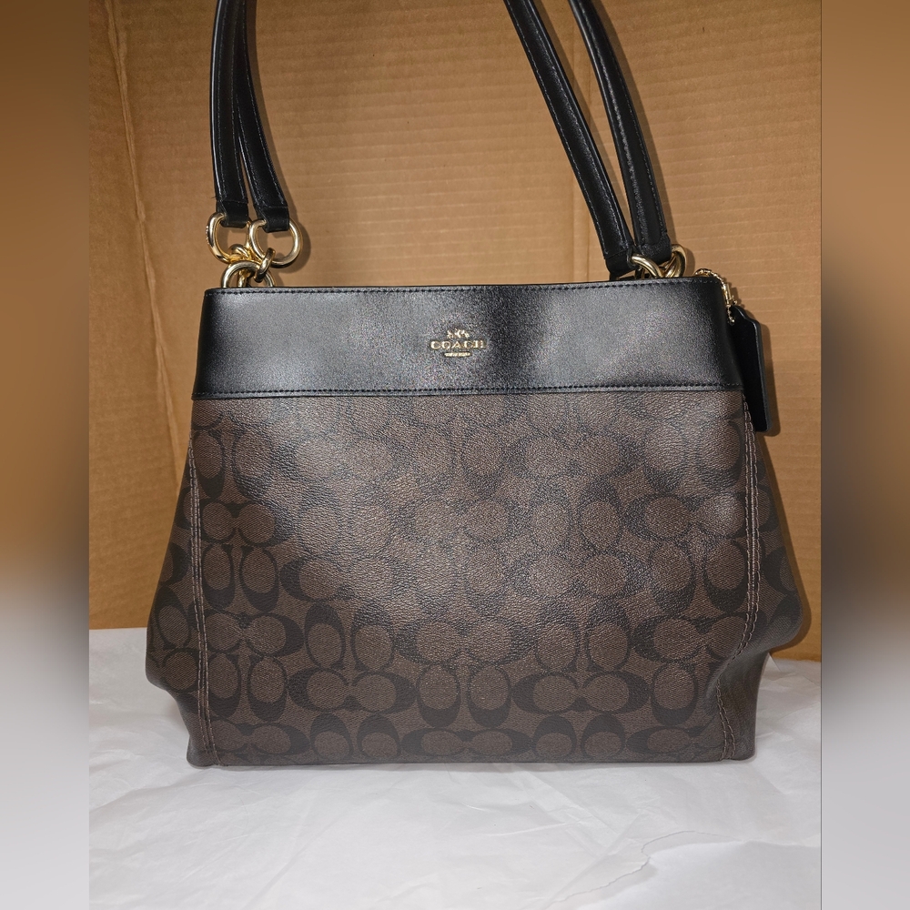 Coach New York Large Lexy Shoulder Bag Signature Tote - Brown And Black Canvas